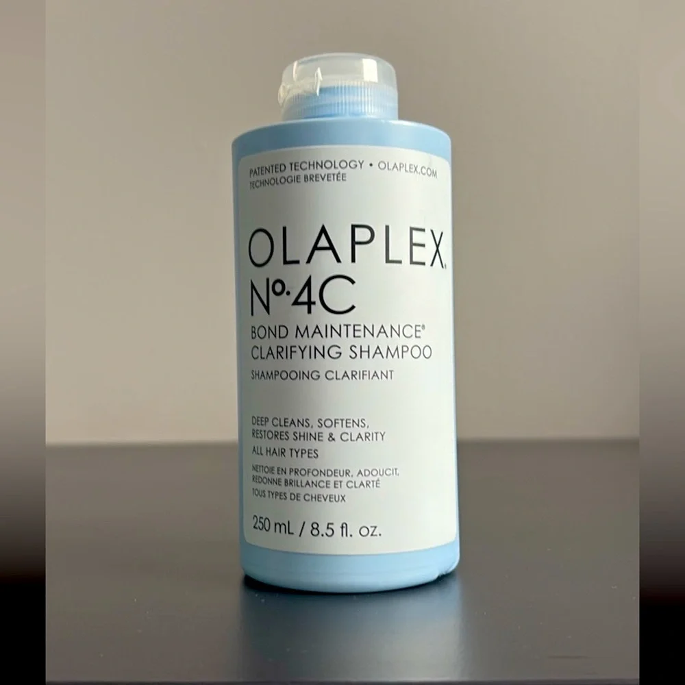 New Olaplex No. 4C Bond Maintenance Clarifying Shampoo 250mls - Picture 1 of 6